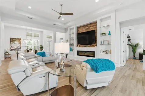 8245 Grande Shores Drive Sarasota FL 34240