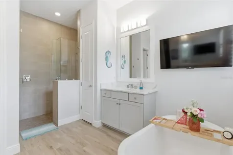 8245 Grande Shores Drive Sarasota FL 34240
