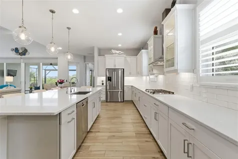 8245 Grande Shores Drive Sarasota FL 34240