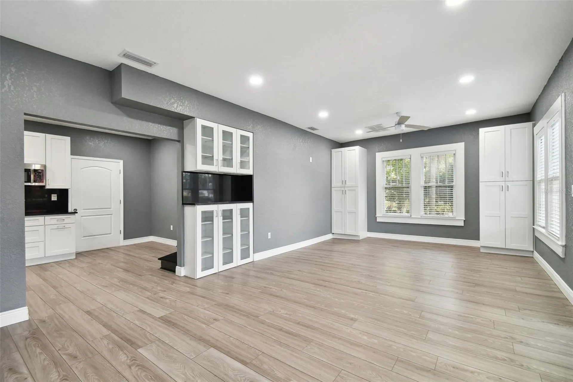 6810 N Navin Avenue Tampa FL 33604