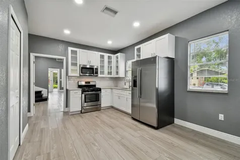 6810 N Navin Avenue Tampa FL 33604