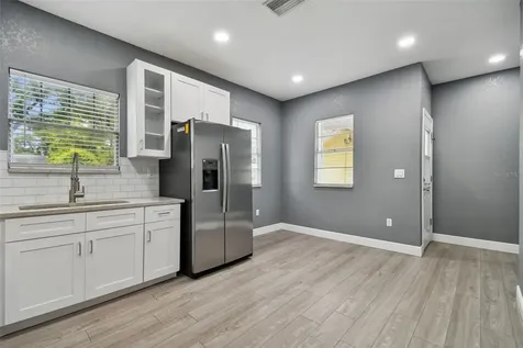 6810 N Navin Avenue Tampa FL 33604