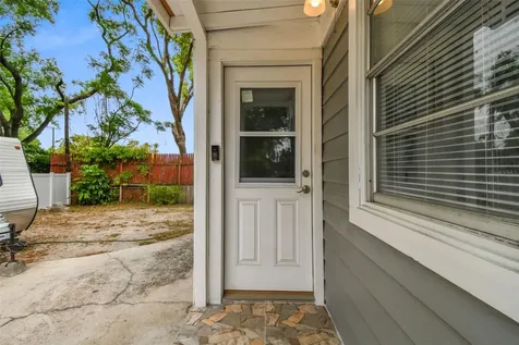 6810 N Navin Avenue Tampa FL 33604