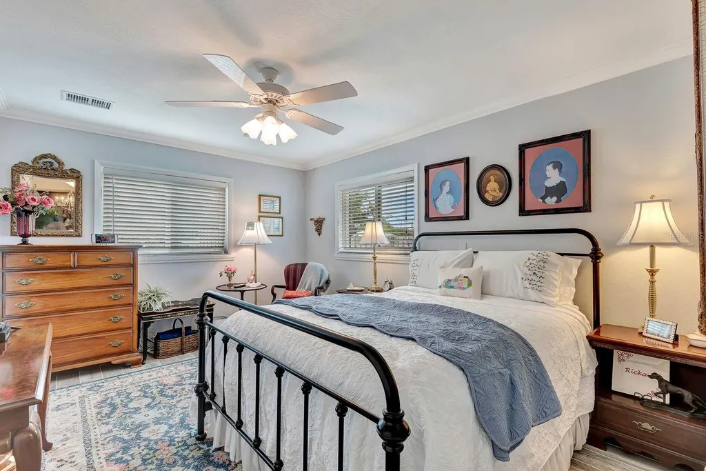 4395 Sarasota Avenue Sarasota FL 34234
