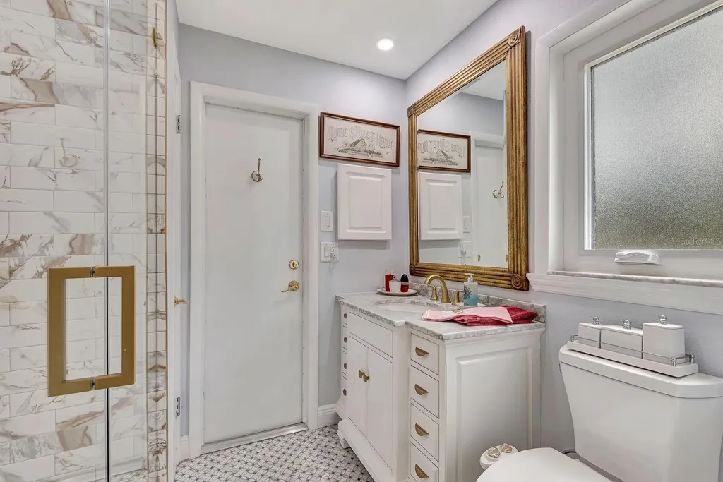 4395 Sarasota Avenue Sarasota FL 34234