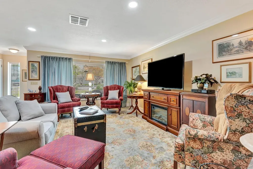 4395 Sarasota Avenue Sarasota FL 34234
