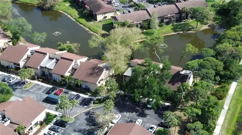 870 Village Lake Terrace N St Petersburg FL 33716