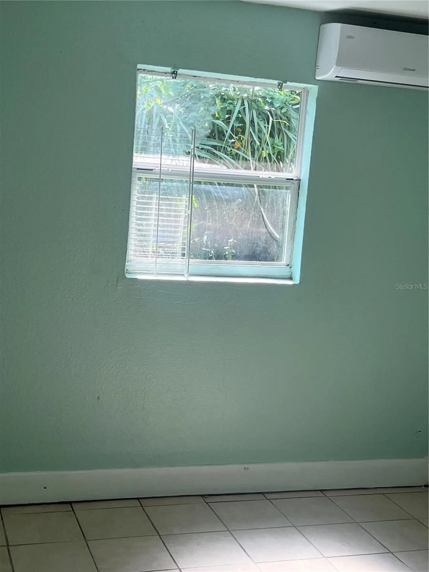 2002 E 33rd Avenue Tampa FL 33610