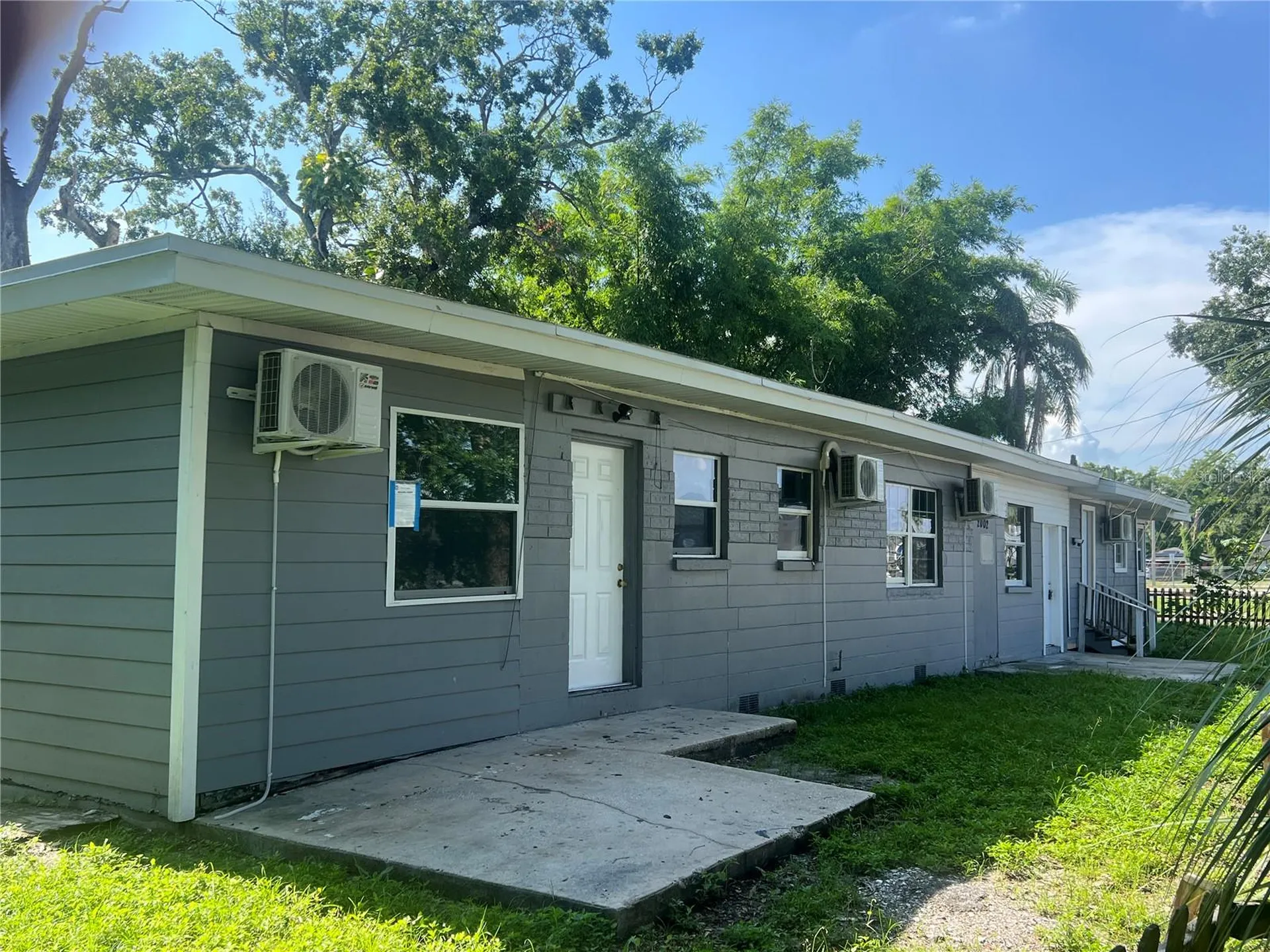 2002 E 33rd Avenue Tampa FL 33610