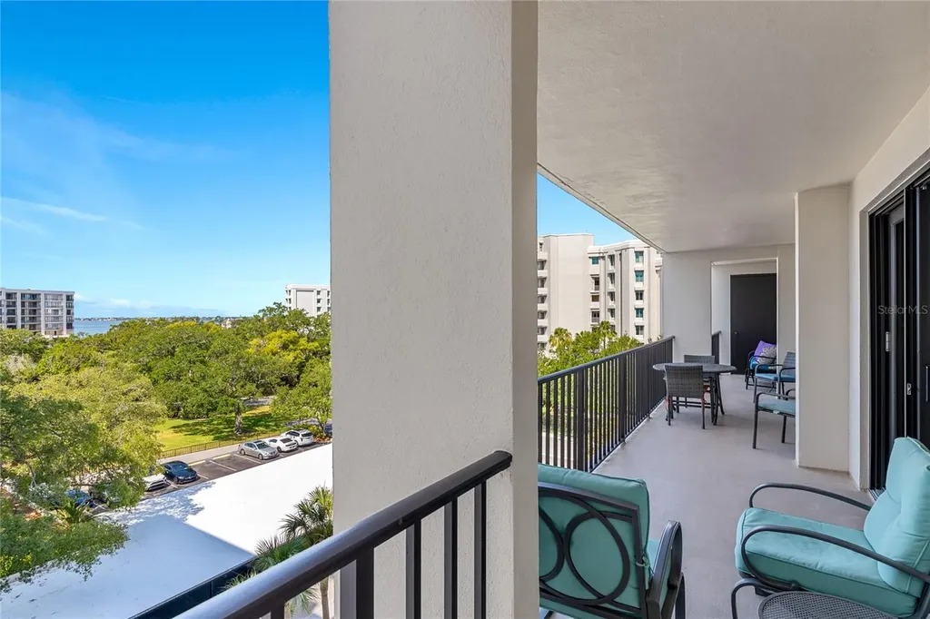 150 Belleview Boulevard Belleair FL 33756