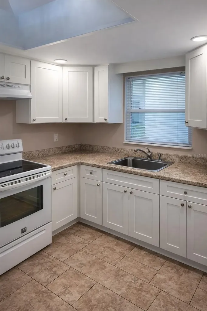 416 Banana Cay Drive South Daytona FL 32119