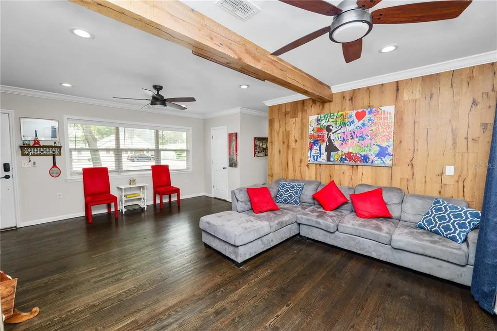 1410 E Edgewood Drive Lakeland FL 33803