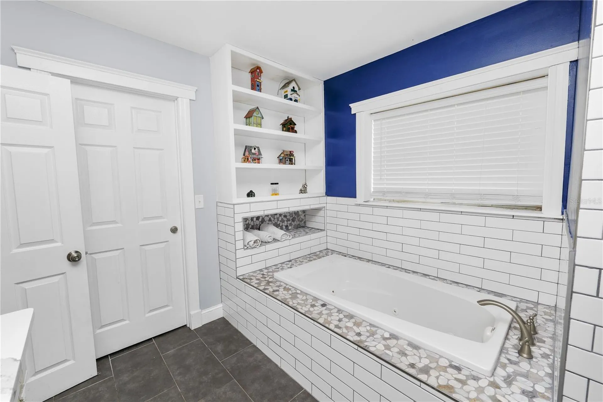 1410 E Edgewood Drive Lakeland FL 33803
