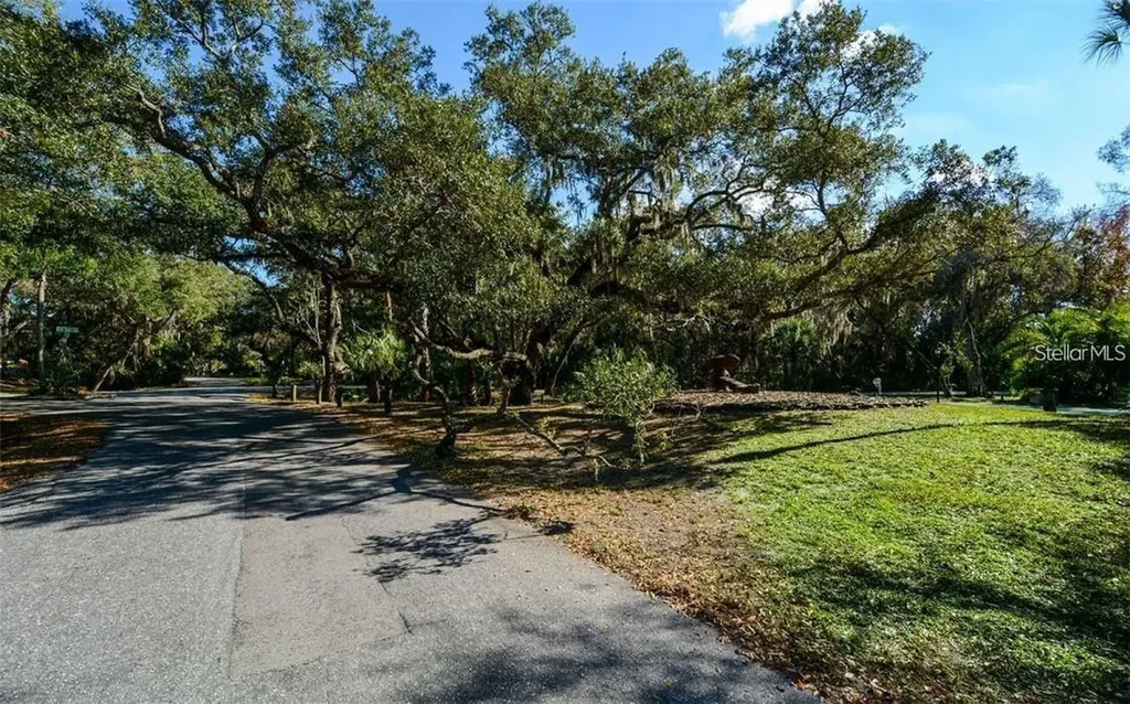 7280 Eleanor Circle Sarasota FL 34243