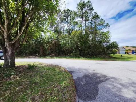 1720 Lantana Court NW Palm Bay FL 32907
