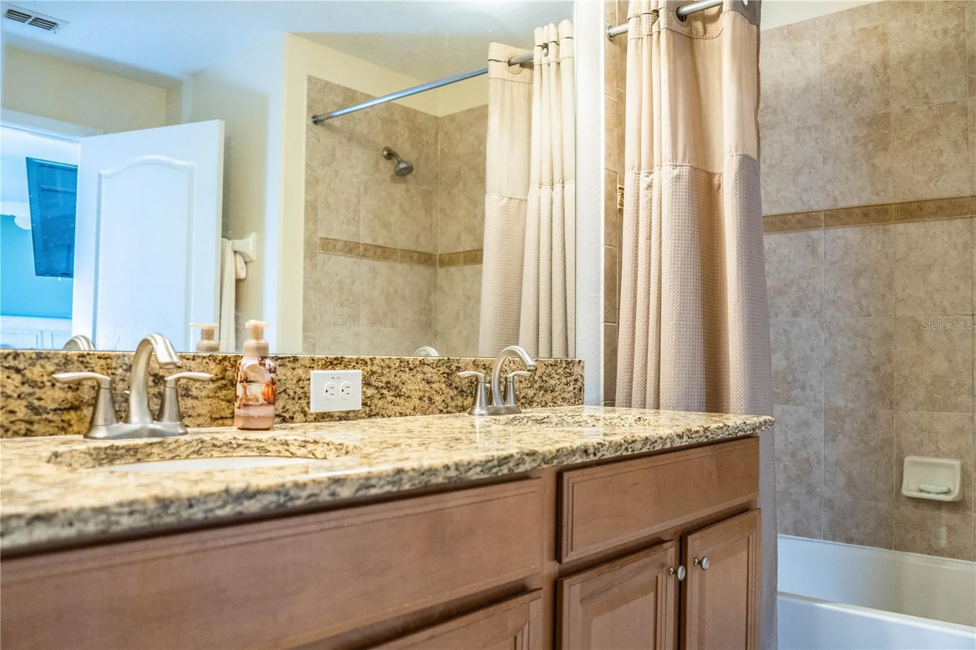 8972 California Palm Road Kissimmee FL 34747