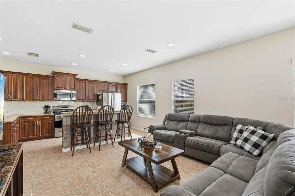 11904 Forest Park Circle Bradenton FL 34211