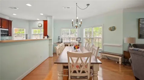 2711 Monticello Burlington NC 27215
