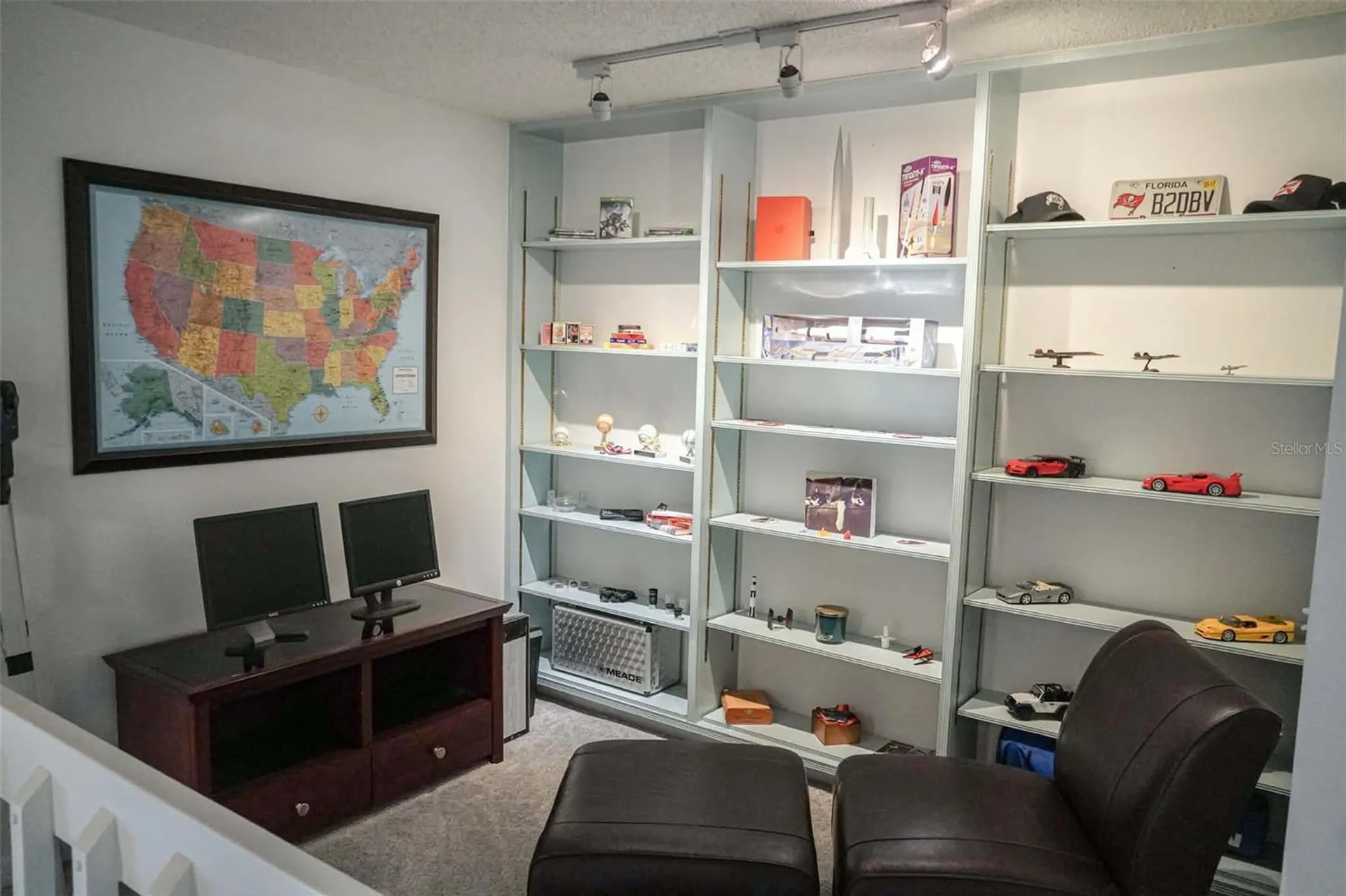 1963 Georgia Circle N Clearwater FL 33760
