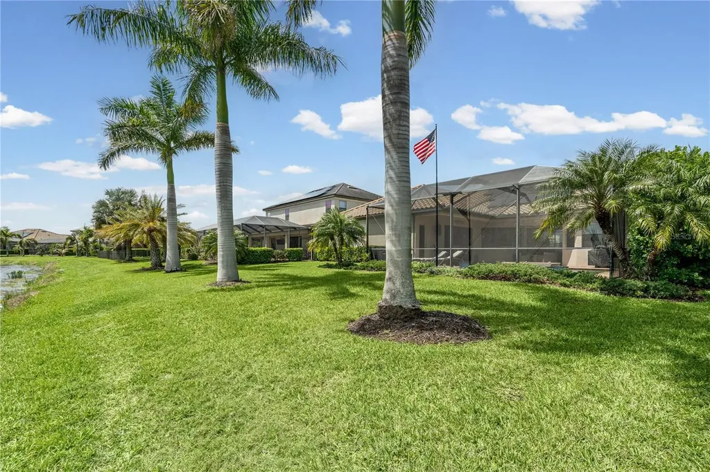 17056 Polo Trail Lakewood Ranch FL 34211