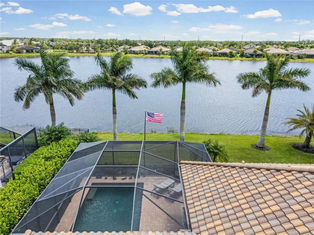 17056 Polo Trail Lakewood Ranch FL 34211