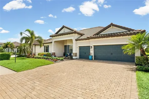 17056 Polo Trail Lakewood Ranch FL 34211