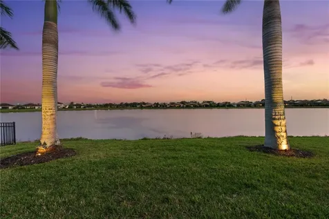 17056 Polo Trail Lakewood Ranch FL 34211