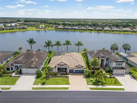 17056 Polo Trail Lakewood Ranch FL 34211
