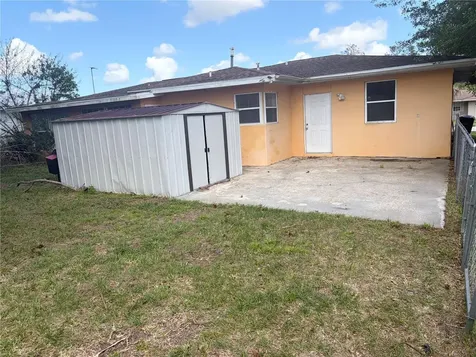 1264 Fieldstone Avenue Deltona FL 32725