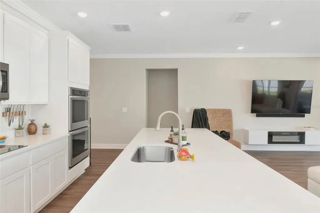 2105 Citrus Breeze Drive Bradenton FL 34208