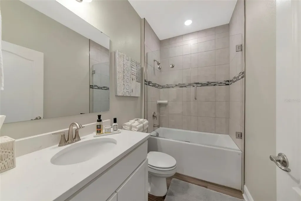 2105 Citrus Breeze Drive Bradenton FL 34208