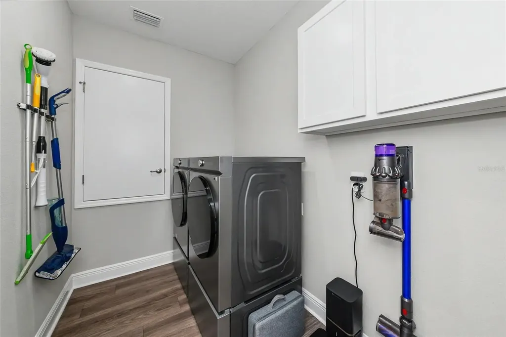 2105 Citrus Breeze Drive Bradenton FL 34208