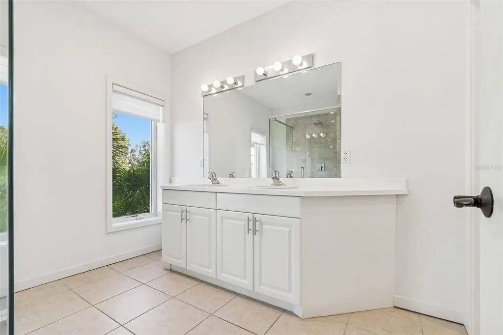 1685 Laurel Street Sarasota FL 34236