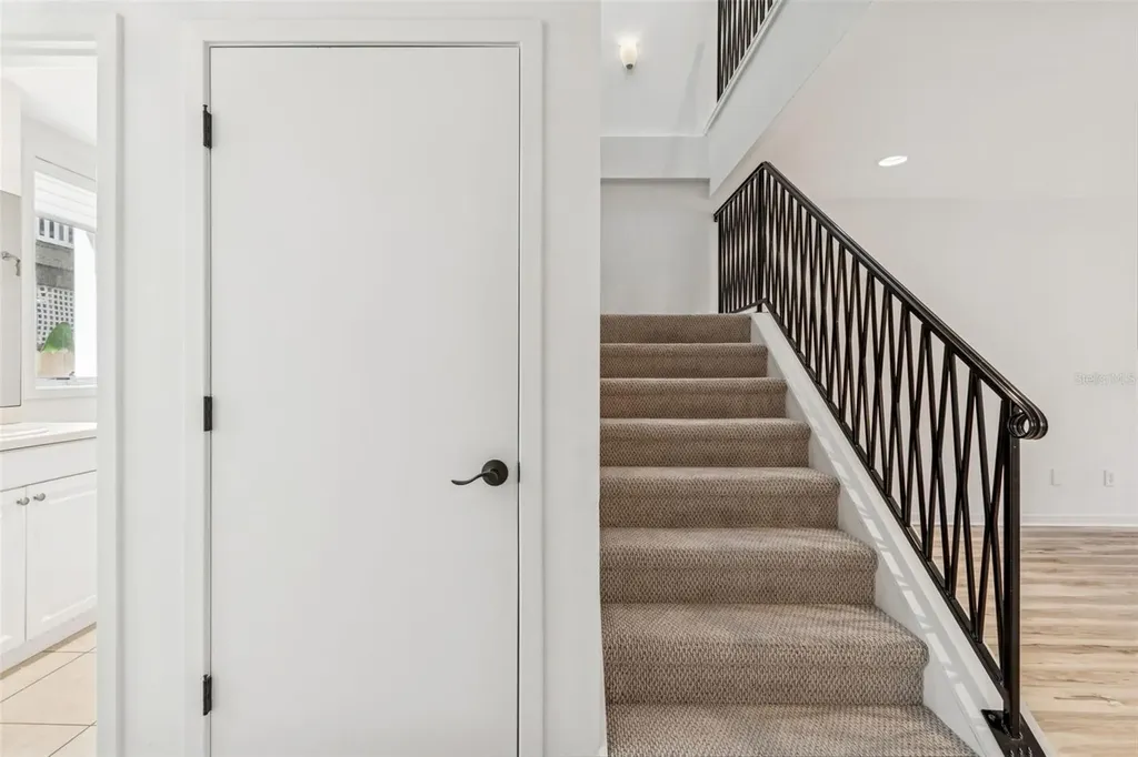 1685 Laurel Street Sarasota FL 34236