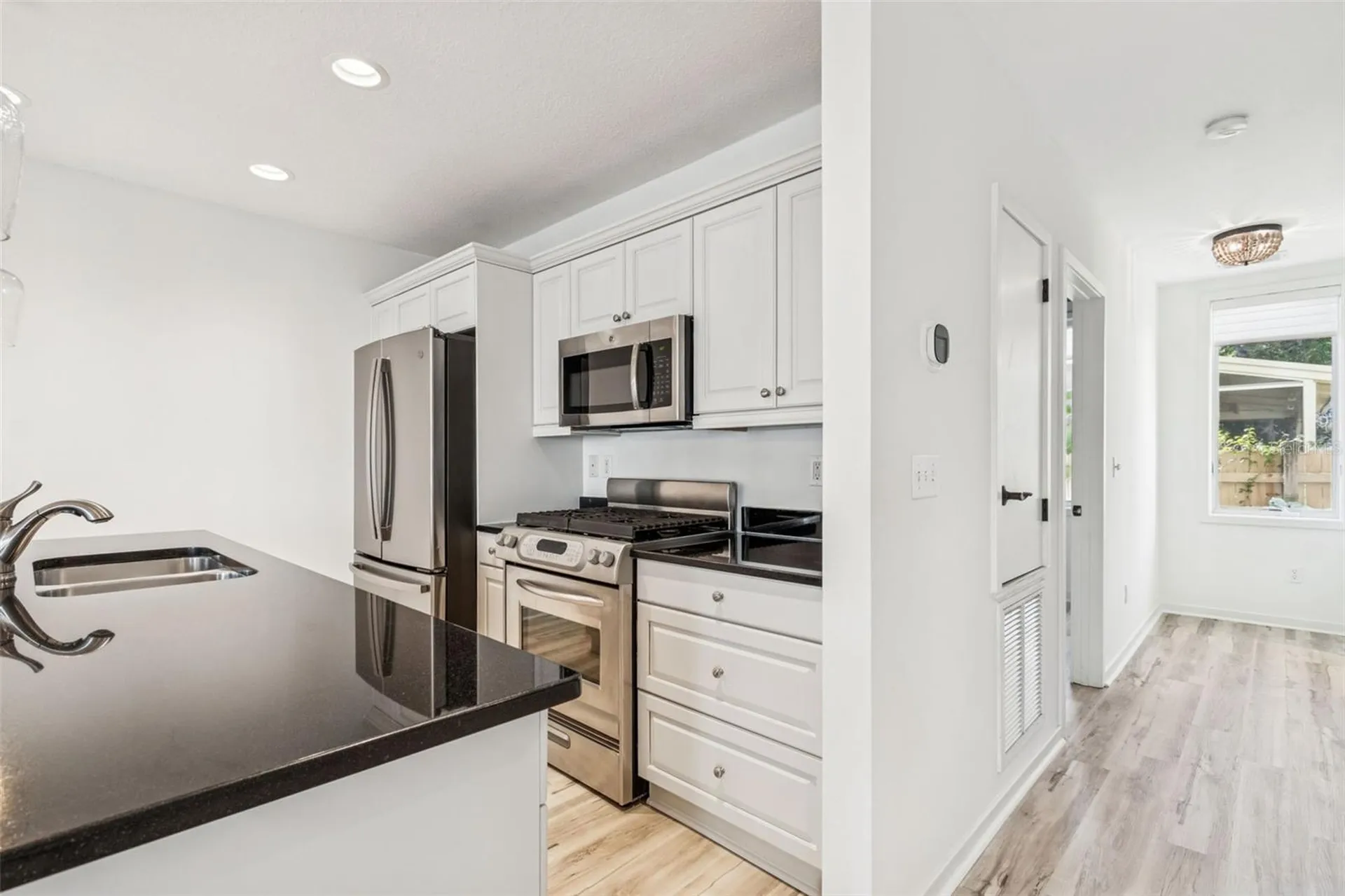 1685 Laurel Street Sarasota FL 34236