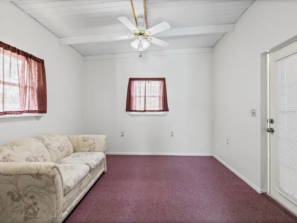 7366 First Loop Avenue Brooksville FL 34613