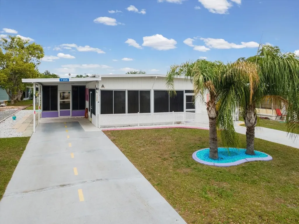 7366 First Loop Avenue Brooksville FL 34613