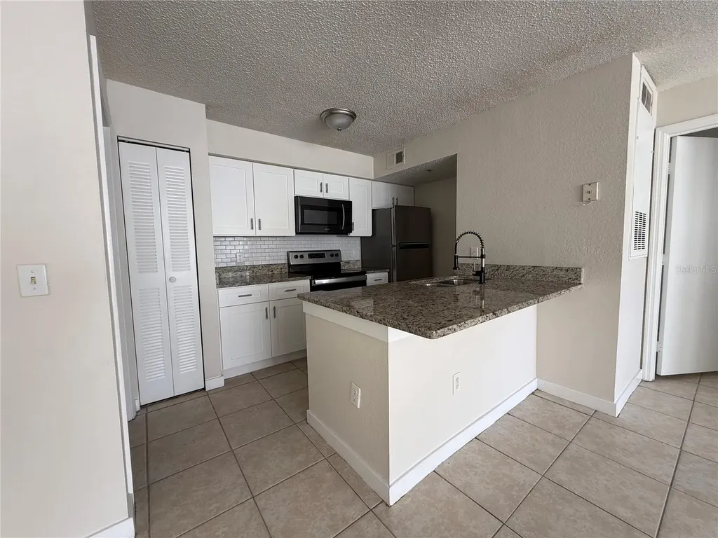 2201 Key West Court Kissimmee FL 34741