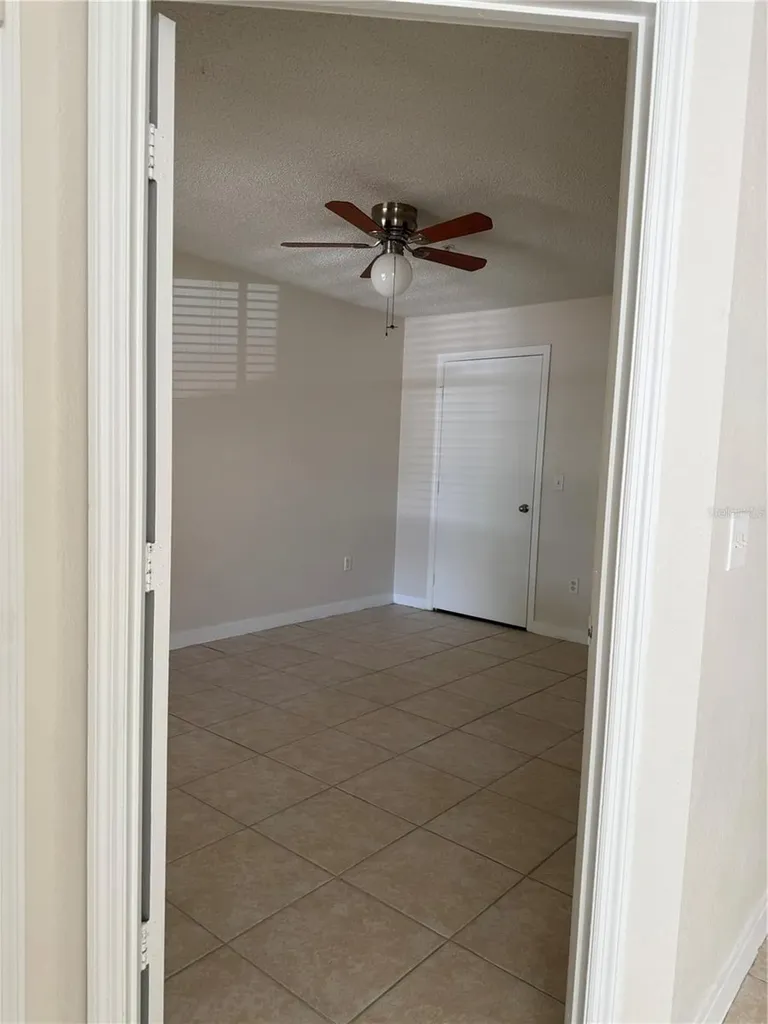 2201 Key West Court Kissimmee FL 34741