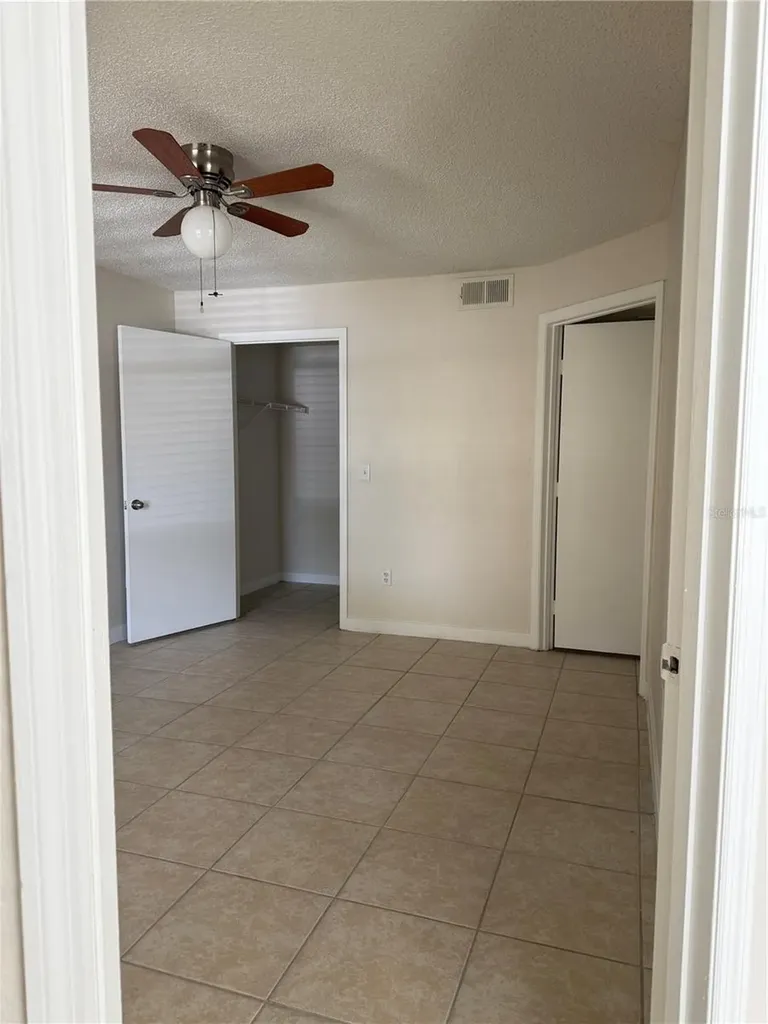2201 Key West Court Kissimmee FL 34741