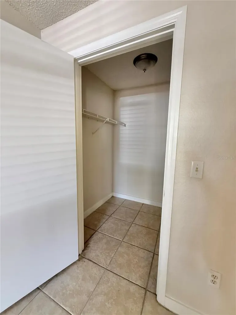 2201 Key West Court Kissimmee FL 34741