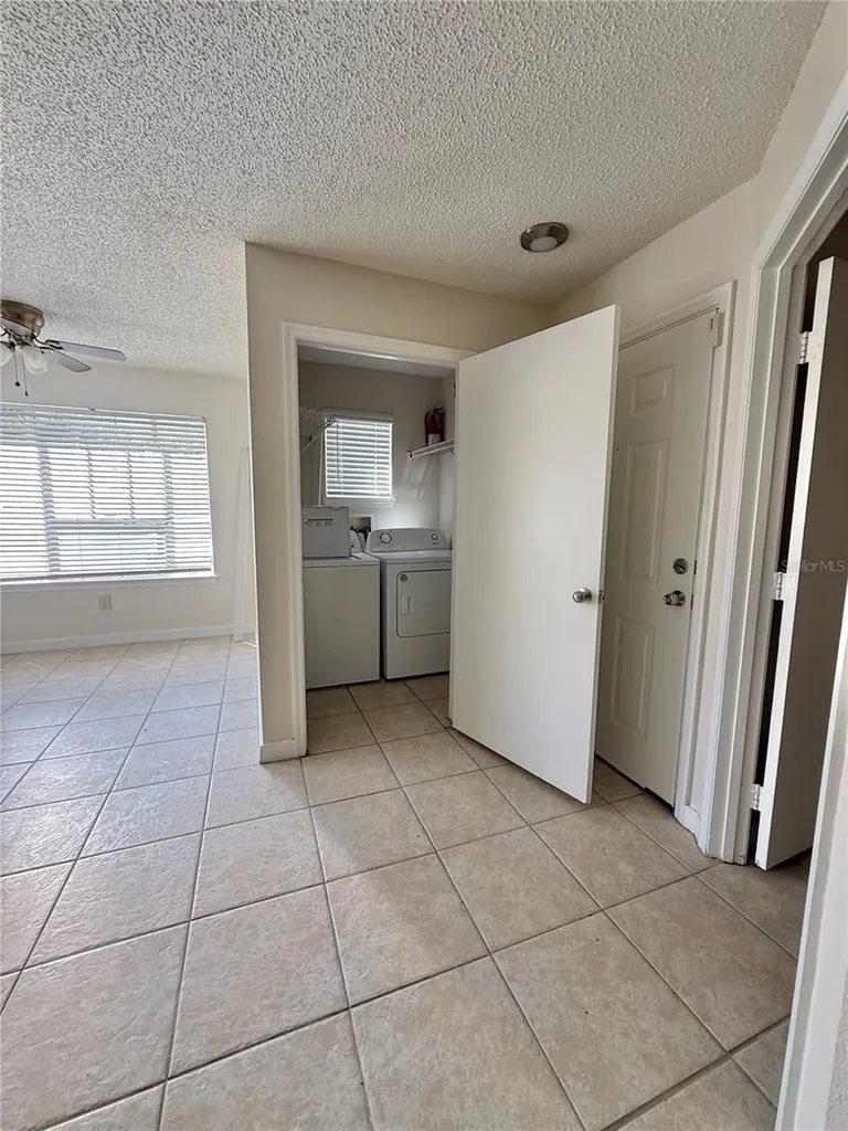 2201 Key West Court Kissimmee FL 34741