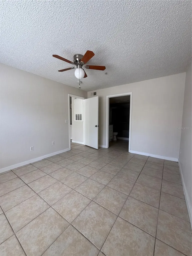2201 Key West Court Kissimmee FL 34741