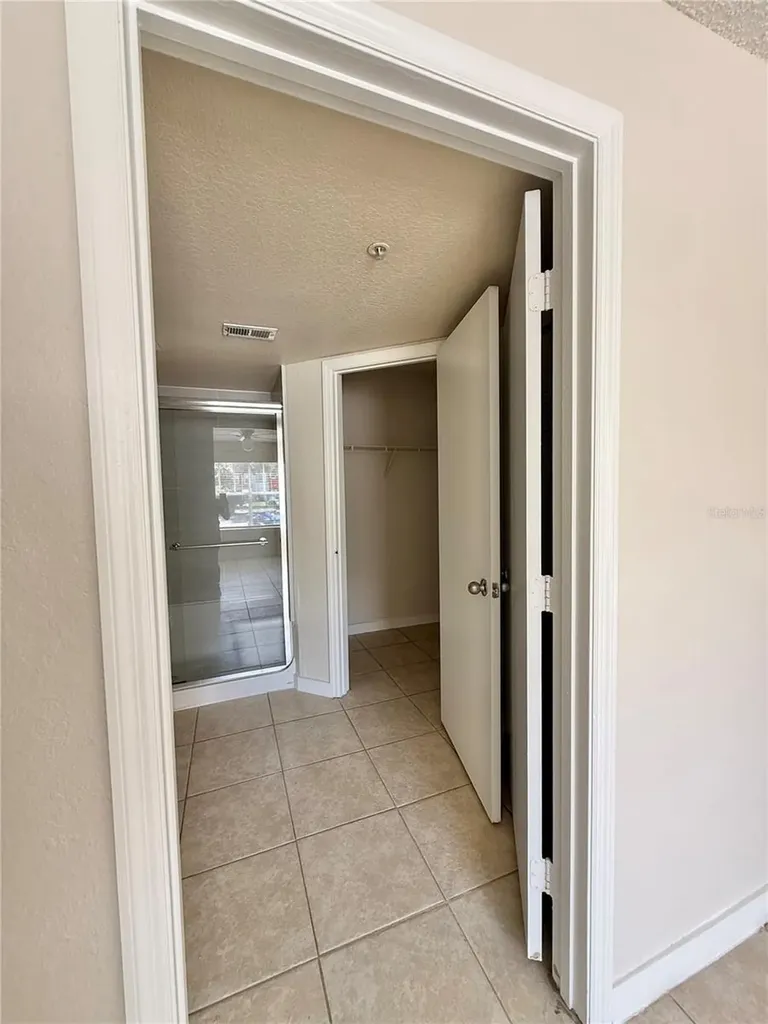 2201 Key West Court Kissimmee FL 34741