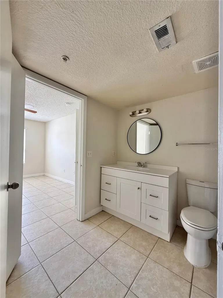 2201 Key West Court Kissimmee FL 34741