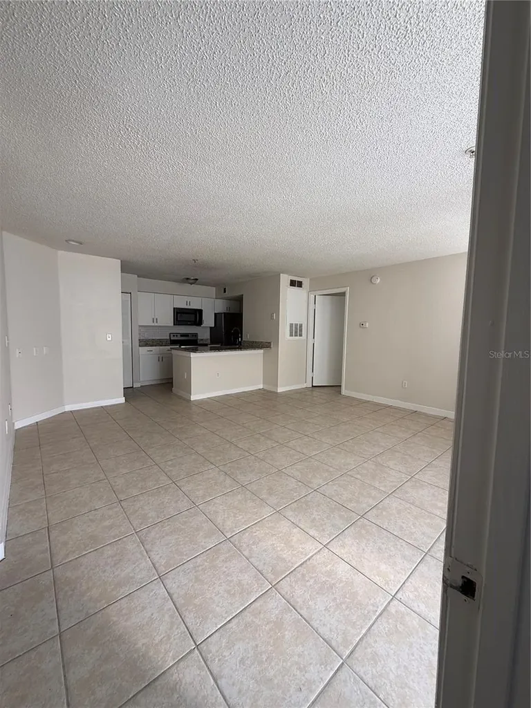 2201 Key West Court Kissimmee FL 34741