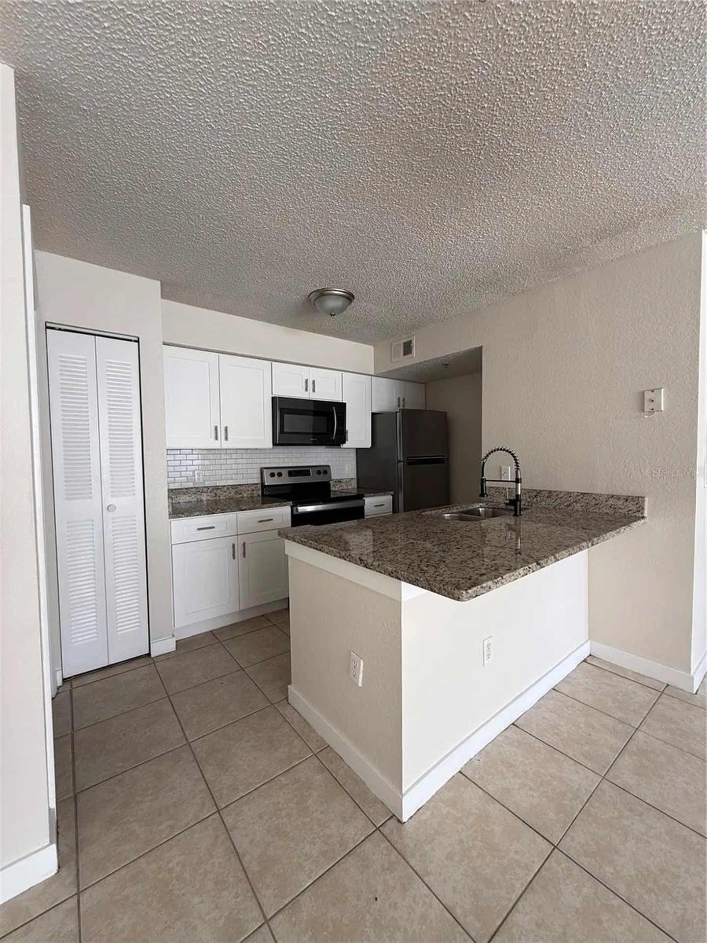2201 Key West Court Kissimmee FL 34741