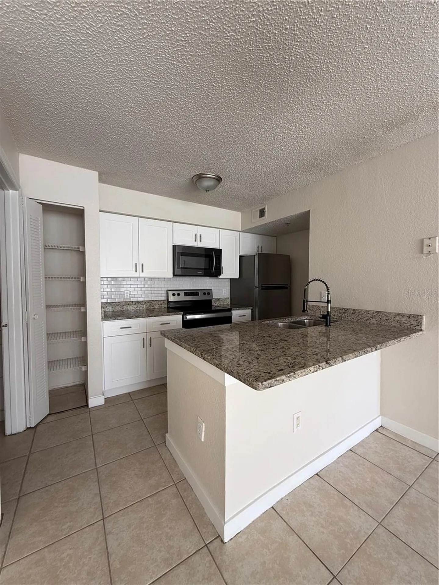 2201 Key West Court Kissimmee FL 34741