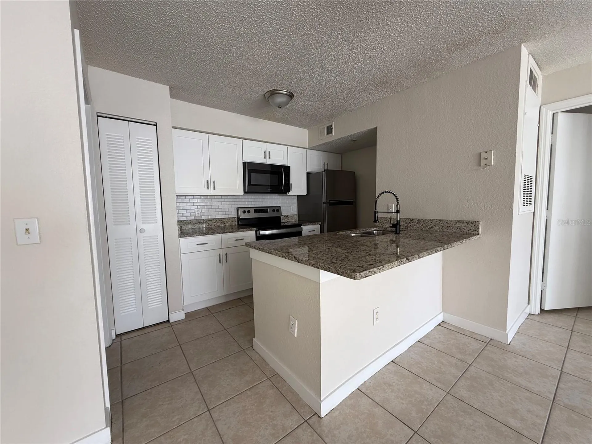 2201 Key West Court Kissimmee FL 34741