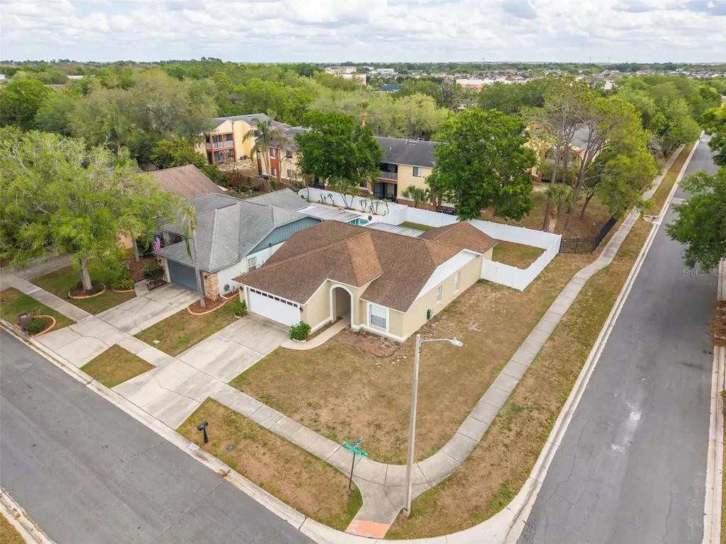 11042 Peppersong Drive Riverview FL 33578